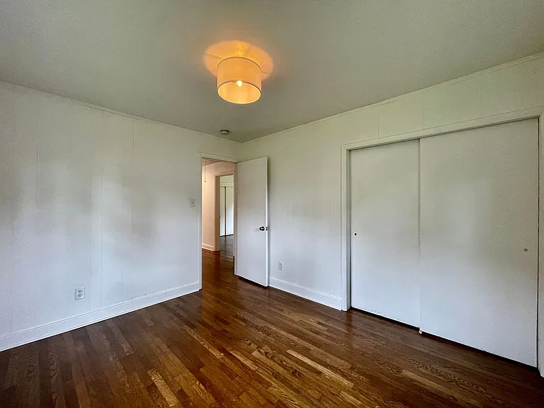 5621 Larry Ave — Photo 27