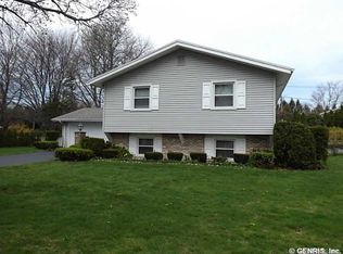 150 Kings Gate N, Rochester, NY 14617