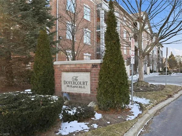 391 Plains Rd E #106, Burlington, ON L7T 4M2