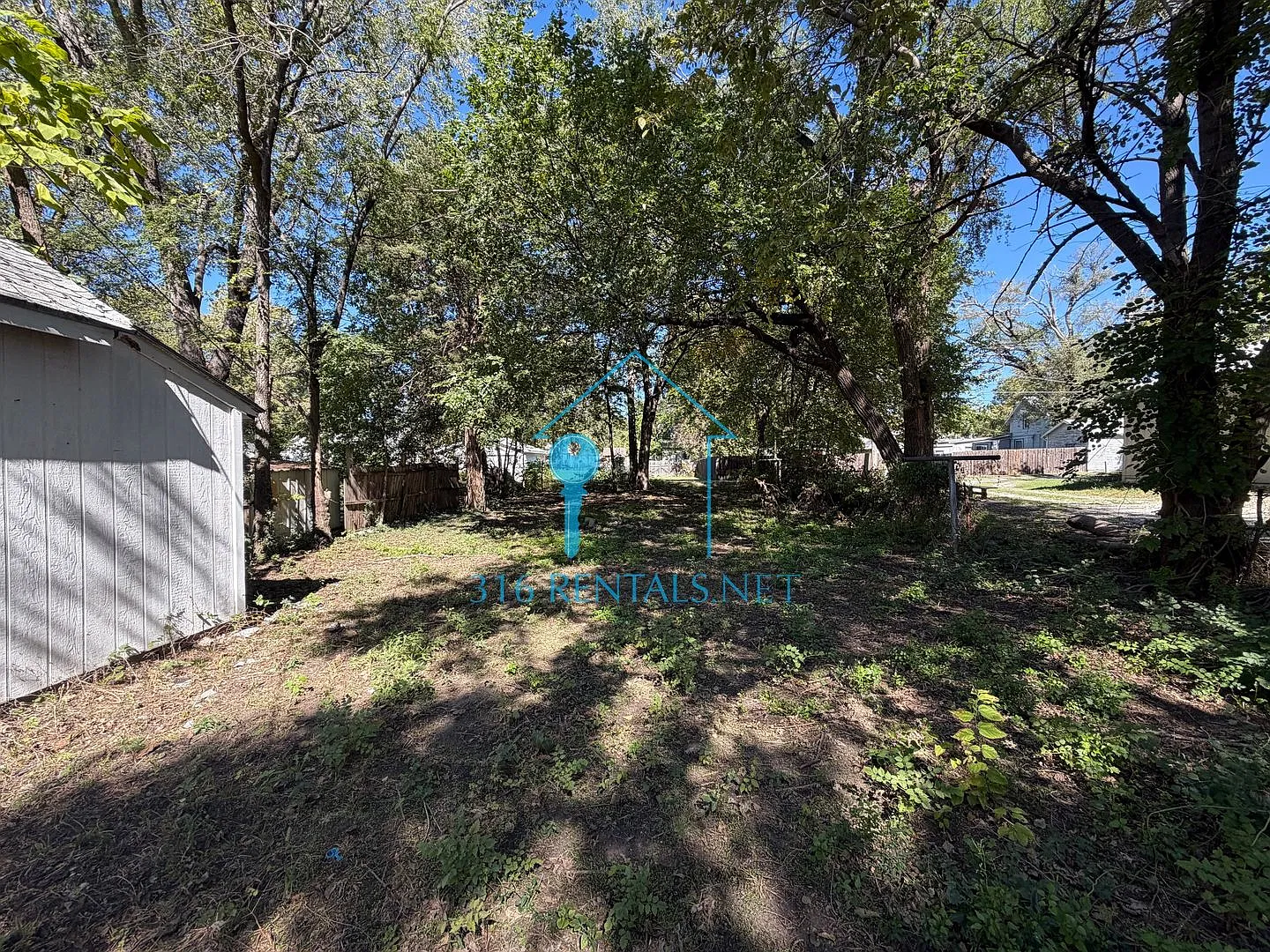 $799 - 2 bed 1 bath - Single Family Home — Photo 3