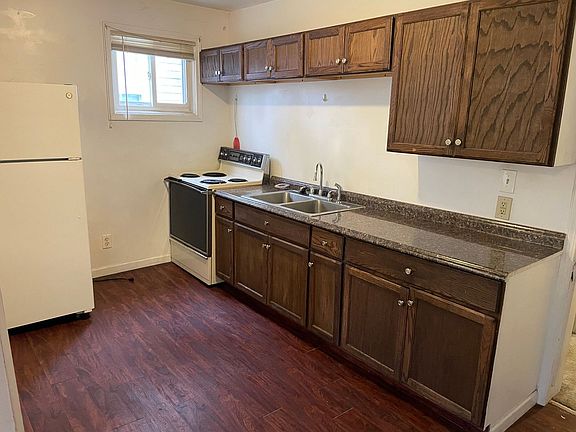 3rd image of 20 Franklin St #201