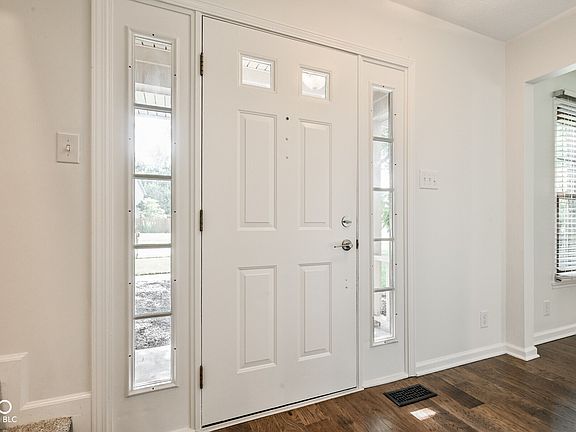4th image of 54 Granite Dr