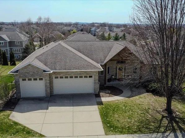 2118 Foggy Mountain Pass, Waunakee, WI 53597