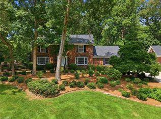 3 Bryan Ct, Greensboro, NC 27408