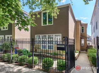 2427 N Marshfield Ave, Chicago, IL 60614