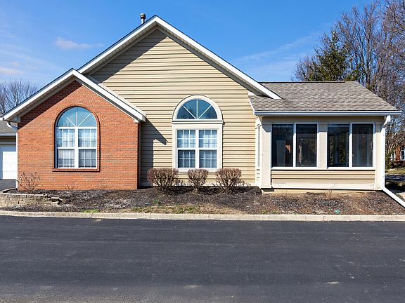 4th image of 93 Green Ln