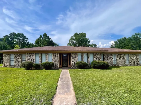 6801 Ozark Dr, Pine Bluff, AR 71603