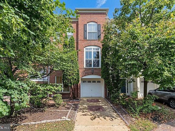 3rd image of 5256 Bessley Pl