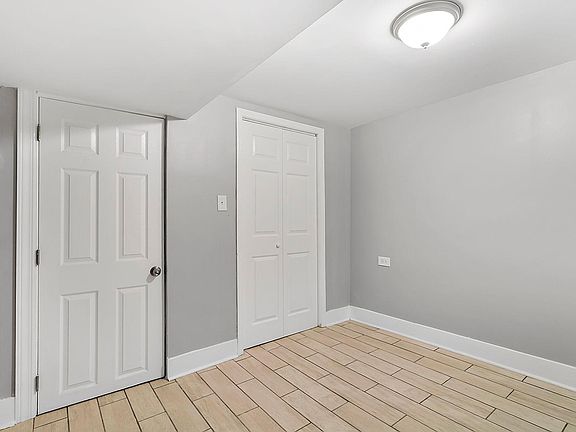 3rd image of 8000 S Woodlawn Ave