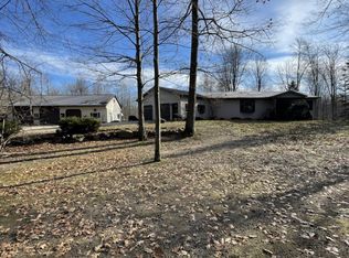 1901 Pierce Rd, Caro, MI 48723