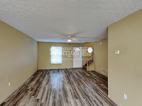 4th image of 2865 Oak Forest Dr