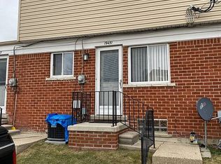 19451 S Highlite Dr, Clinton Township, MI 48035