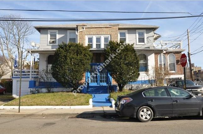 1st image of 306 Beach 27th Street