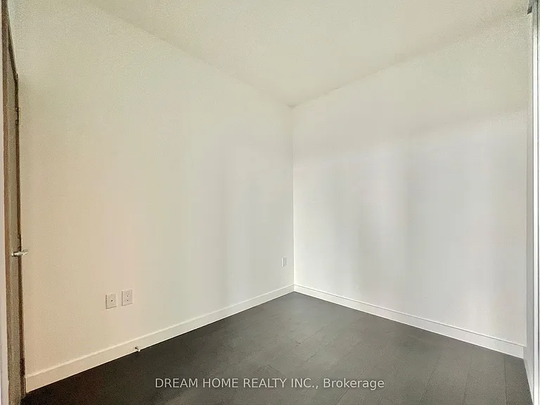 38 Widmer St #1810 — Photo 5