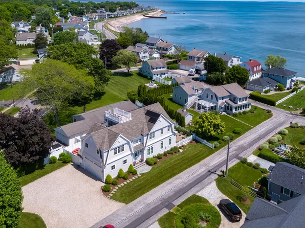 2 Cottage Road, Old Saybrook, CT 06475