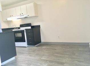 1200 E Powell Blvd APT 15, Gresham, OR 97030