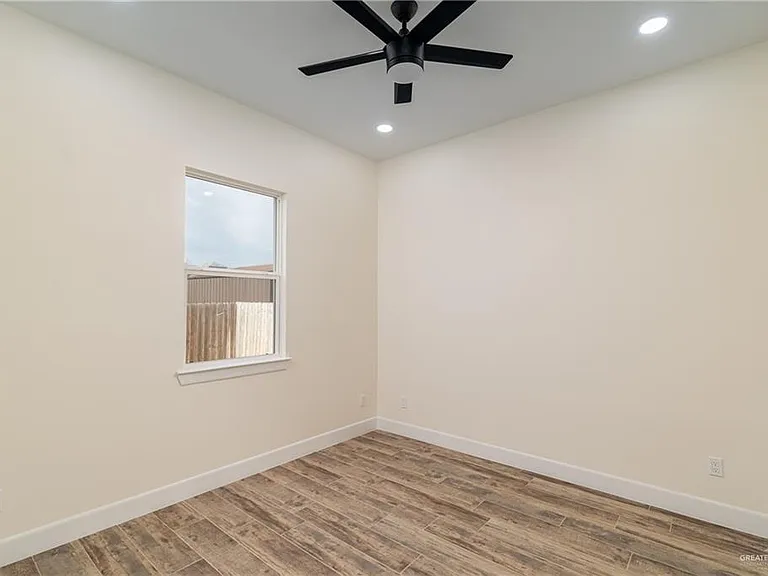 2211 Tomatillo Dr — Photo 12