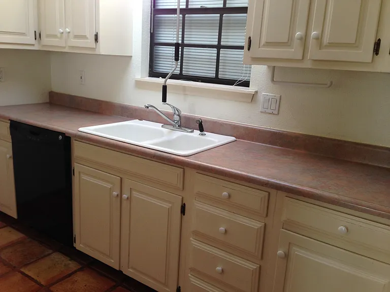 126 E San Mateo Rd — Photo 5