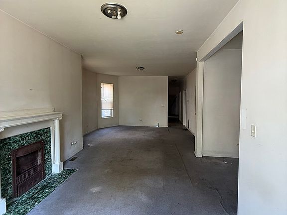 2nd image of 849 N Parkside Ave