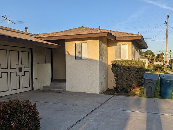 3rd image of 14815 La Salle Ave