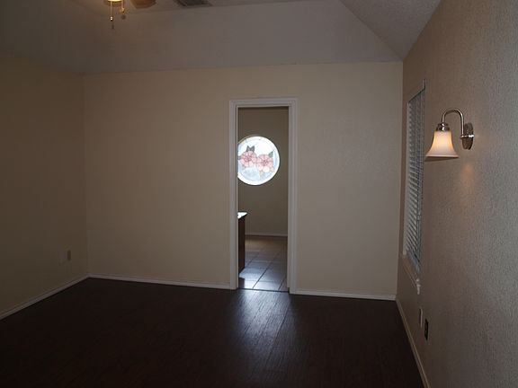 5th image of 6885 Paintbrush Ct