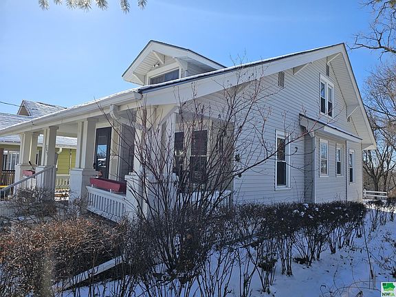 5th image of 3835 Jackson St