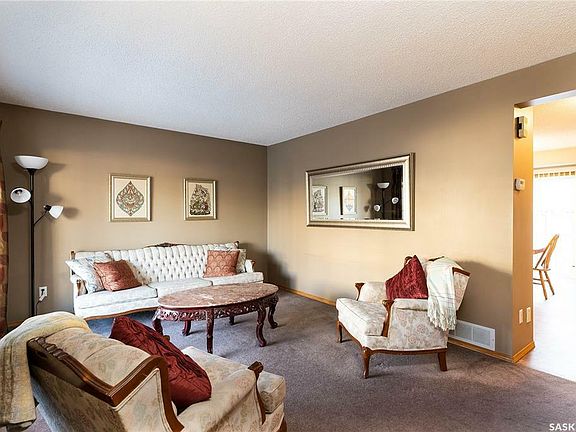 4th image of 5035 Primrose Ln