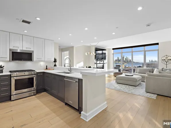 8100 River Rd APT 816, North Bergen, NJ 07047