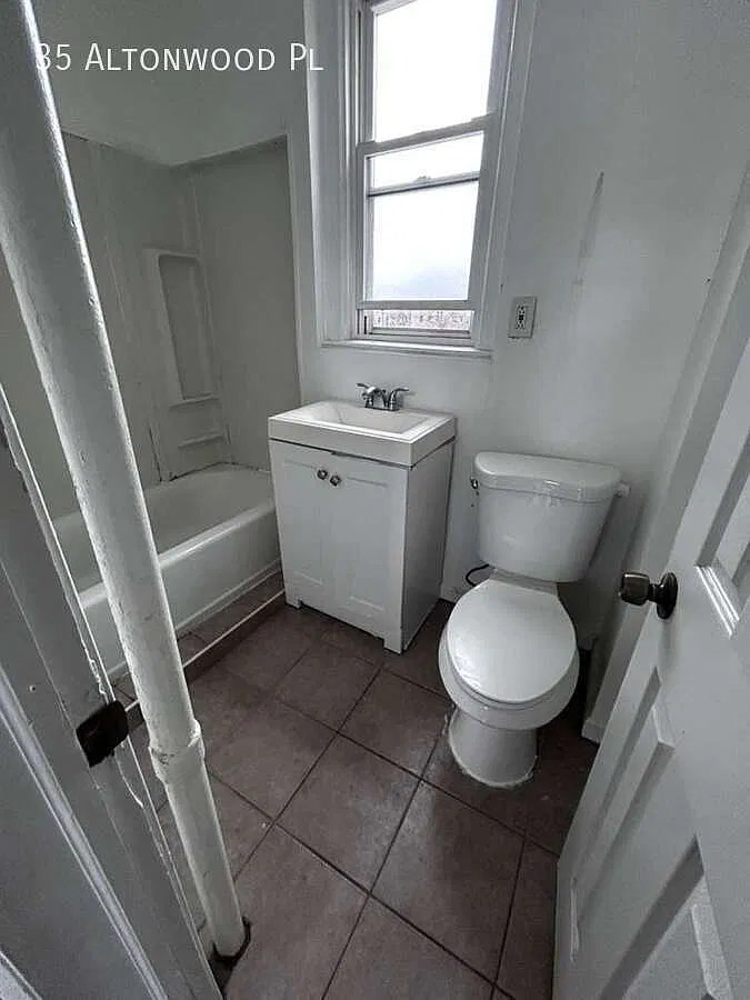 1 bed, $2,200 — Photo 1