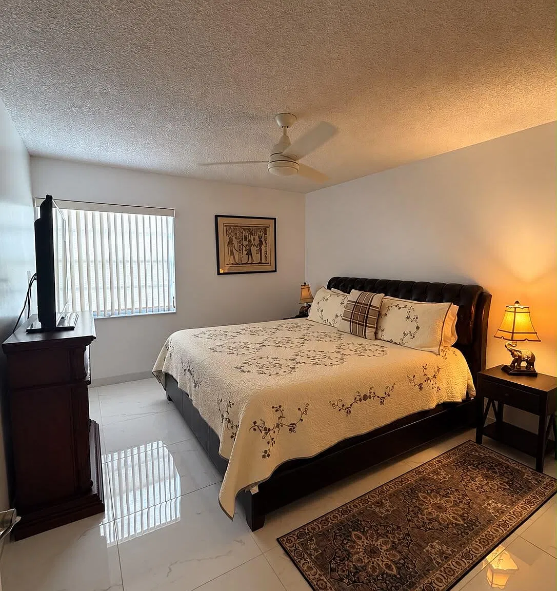 2 bed, 2.0 bath, 907 sqft, $1,700 — Photo 4