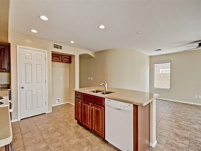 2982 S 256th Dr — Photo 3