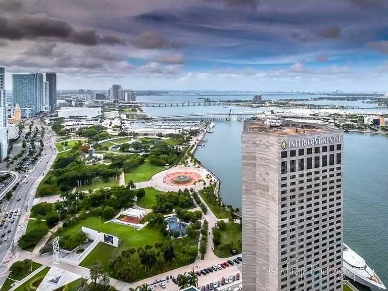 325 Biscayne Blvd #43 — Photo 6