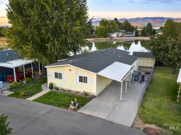 2074 Blue Spruce Ln #184, Boise, ID 83716