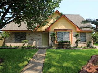 8606 Dawnridge Dr, Houston, TX 77071