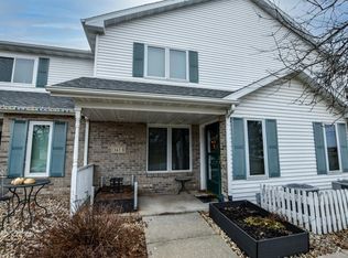 343 N Rutland Ave UNIT B, Brooklyn, WI 53521