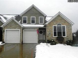 29432 Hummingbird Cir #79, Westlake, OH 44145