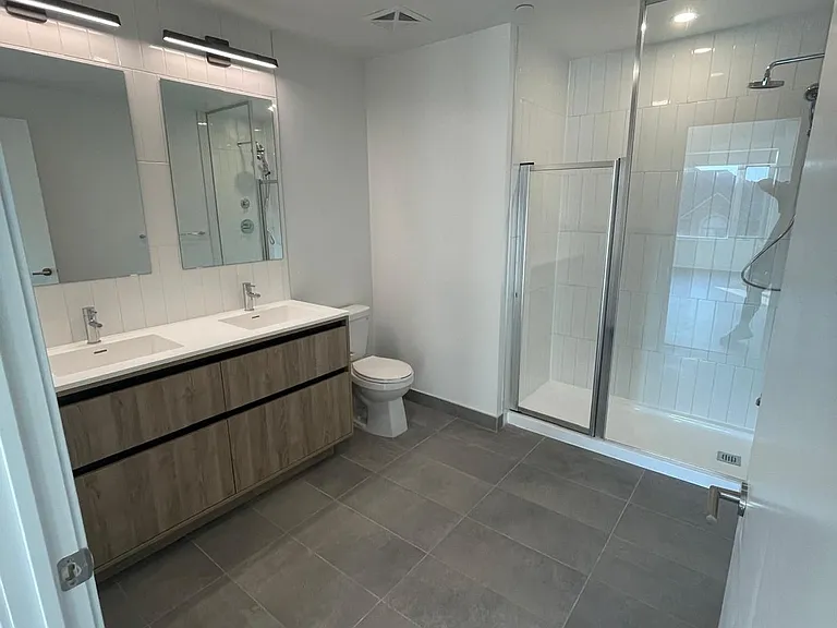 8 Beverley Glen Blvd #D-331 — Photo 13
