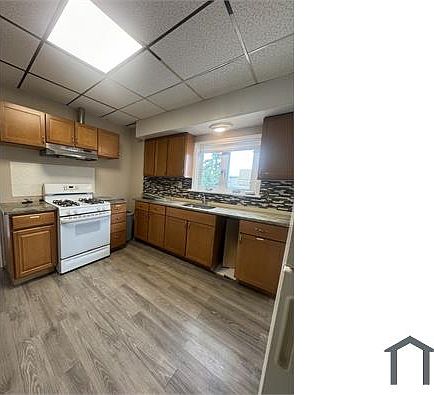 1st image of 1656 N Shore Rd #2