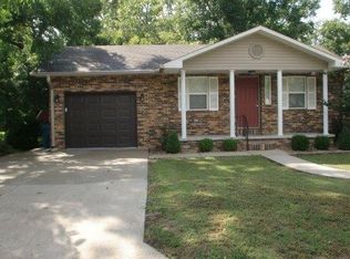 209 S Gilmore St, Charleston, MO 63834