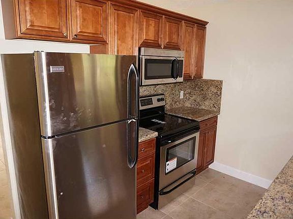 5th image of 8732 Sol Terrace #8732