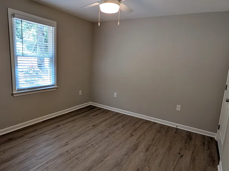 540 Stell Rd — Photo 14