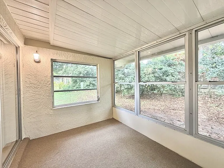 2869 Thistle Ct N — Photo 38