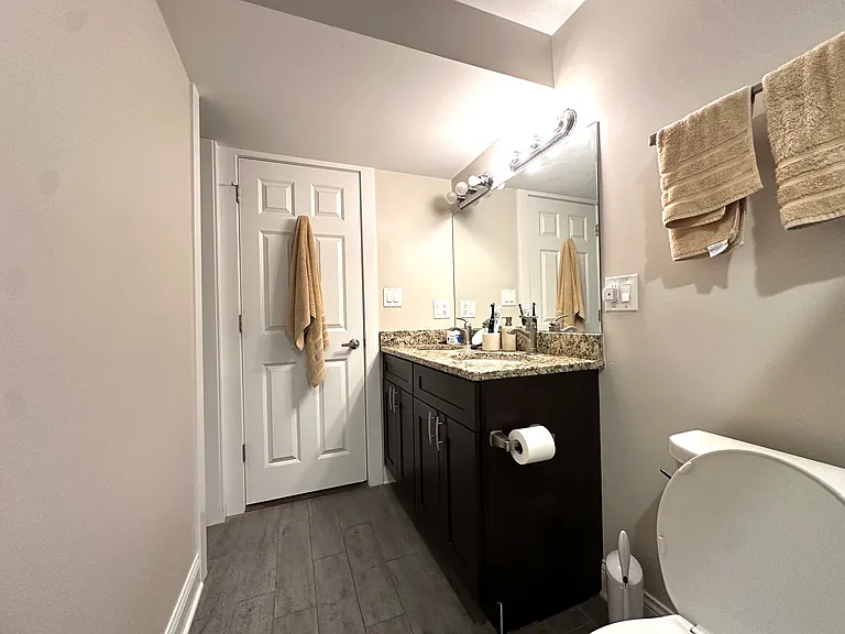 1218 W Diversey Pkwy #G — Photo 9
