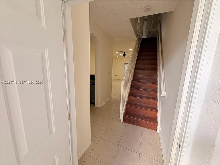 2232 SE 26th Ln #1 — Photo 3