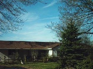 8785 Clearcreek Rd, Springboro, OH 45066