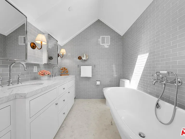 829 Idaho Ave — Photo 9