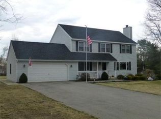 28 Dedham St, Methuen, MA 01844