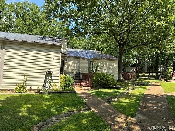 2nd image of 134 Richwood Dr APT 6