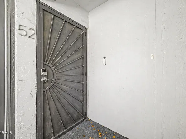 3416 N 44th St Unit 52, Phoenix, AZ 85018