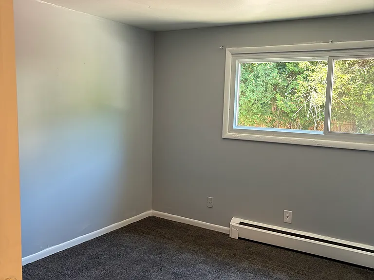 1027 Highland St #7 — Photo 13